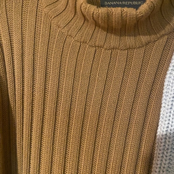 BANANA REPUBLIC & GAP Sweaters Large - Picture 9 of 9